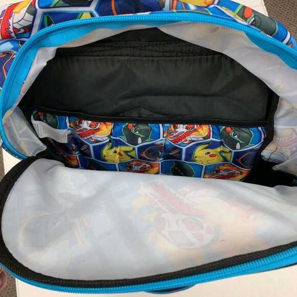 Pokemon Pikachu Backpack Kids 17-Inch Flashing Lights Trading Card Pack Bioworld - Picture 4 of 7